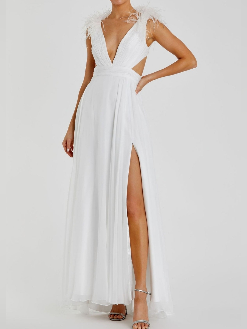 Mac Duggal 68113 White Plunge Ostrich Feather A-Line Corset Back Gown 6 NWT - Picture 12 of 14